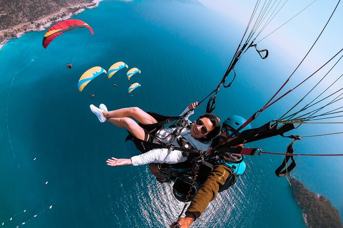Paragliding Oludeniz, Fethiye, Turkey - Oludeniz from above and below