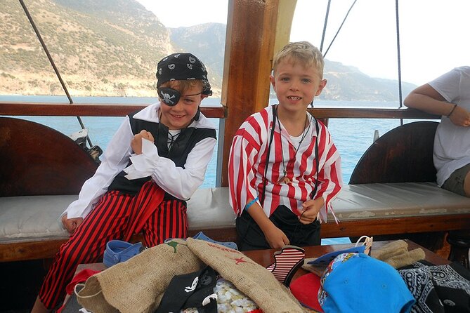 Pirate Boat Trip from Bodrum Incl. Lunch and Drinks - Karaada and the Kleopatra Cave area
