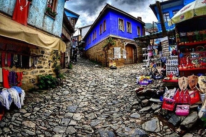 Premium Bursa and Uludag Tour - (Breakfast-Lunch Included) - Bursa’s Ottoman founders at their tombs