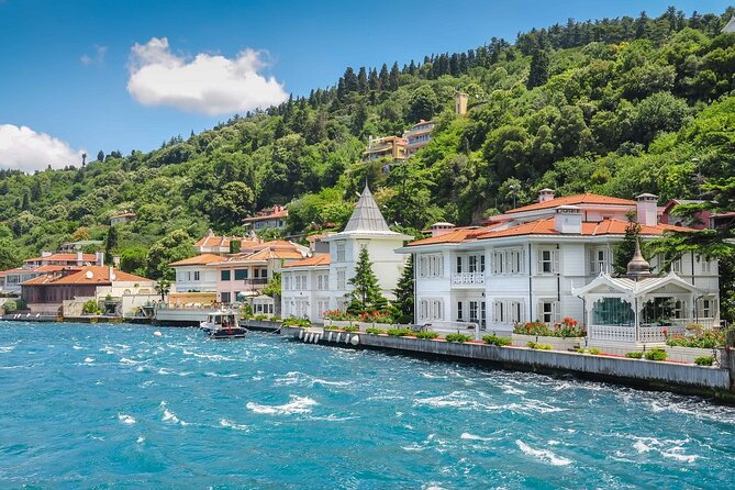 Princes Islands Tour WITH Private Boat, optional Pickup & Lunch - The Boat Ride: Beautiful Views and a Real Comfort Tradeoff
