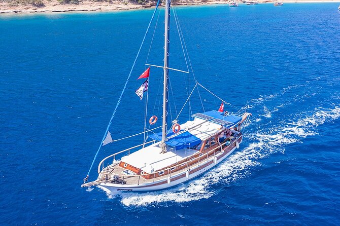 Private 6-Hour Boat Tour with Lunch in Bodrum Bays - Red Bay: lunch, swimming, and a little fishing