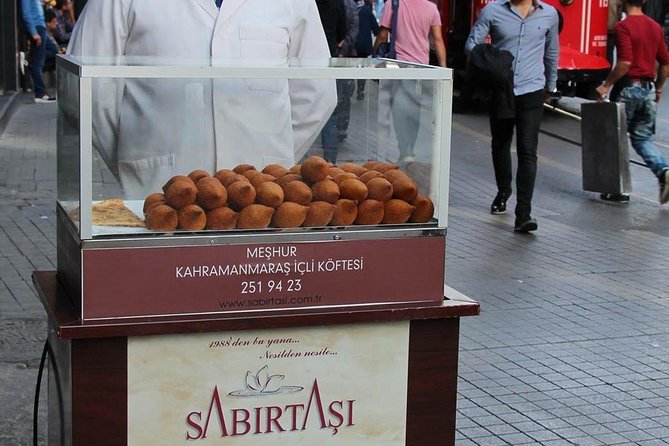 Private and guided Food and Culinary Tour of Istanbul - Crossing to Kadikoy by public ferry