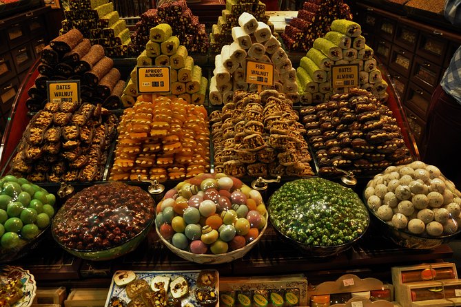 Private and guided Food and Culinary Tour of Istanbul - What the guides add beyond the food