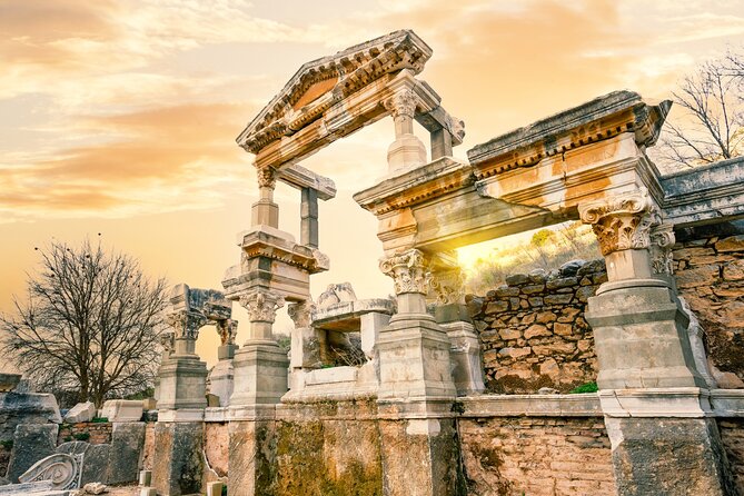 Private Biblical Ephesus Tour from Kusadasi Port with Lunch - Walking through Roman Ephesus