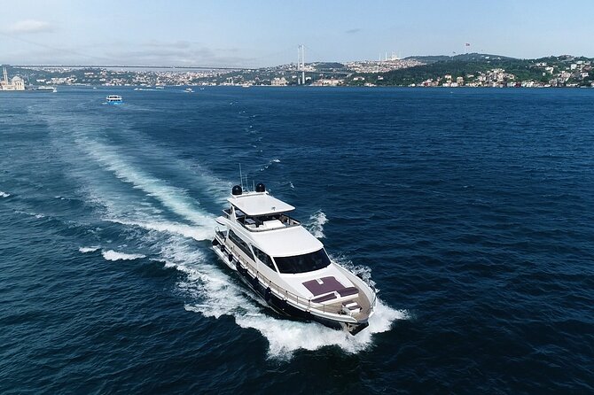 Private Bosphorus Sightseeing Cruise on Luxury Yacht - Maiden’s Tower, the Golden Horn, and Galata