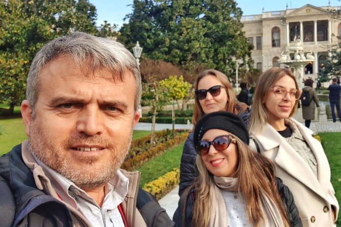 Private Custom Tours in Istanbul - The Blue Mosque and its careful visiting rules