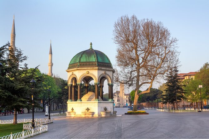 Private Full Day Guided Highlights of Istanbul Tour - Hagia Sophia: a brief look at Istanbul’s layered past