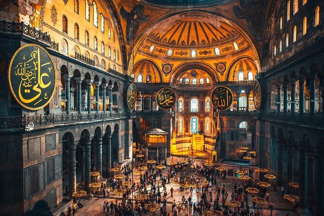 Private Full Day Istanbul Tour From Airport - Arasta Bazaar and the smaller-scale market experience