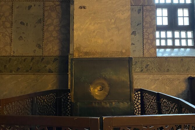 Private Guided Hagia Sophia Tour with Skip the Line Access - Hasan’s careful approach to timing
