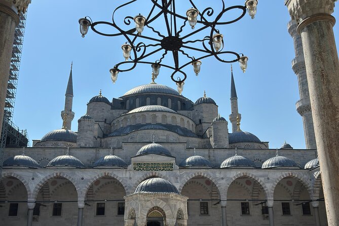Private Guided Istanbul Walking Tour Old City Highlights - The Grand Bazaar: 45 minutes in a famous maze