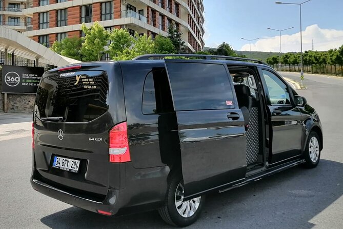 Private Istanbul Airport (IST) Transfer To/From City Center - Leaving Istanbul Airport Without the Usual Stress