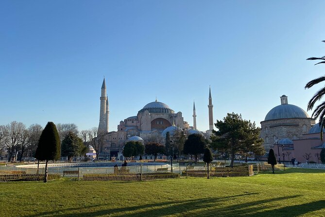 Private: Topkapi Palace, St. Sophia, Blue Mosque, Grand Bazaar, Hipodromme - Hagia Sophia: a major change to the interior visit