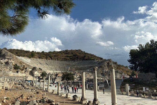 PRIVATE TOUR FOR CRUISERS: Mary's House (Meryemana) and Ephesus - Why a private shore excursion works well in Kusadasi