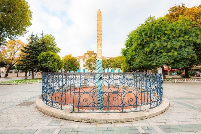 Private Tour: Istanbul’s Ottoman Experience Including Topkapi Palace and Blue Mosque - Topkapi Palace in a 90-minute visit