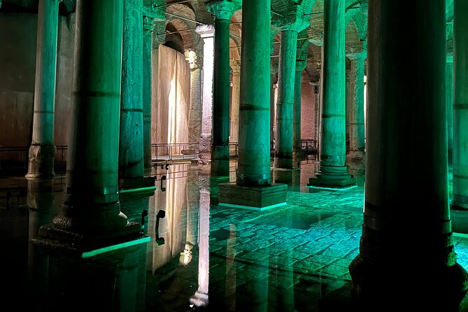 Private Tour to Historical Peninsula in Istanbul - The Basilica Cistern and Its Medusa Head