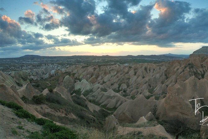 Red & Rose Valley Sunset Hiking Tour with a Trekking Dog "Oscar" - The sunset finish over Cappadocia
