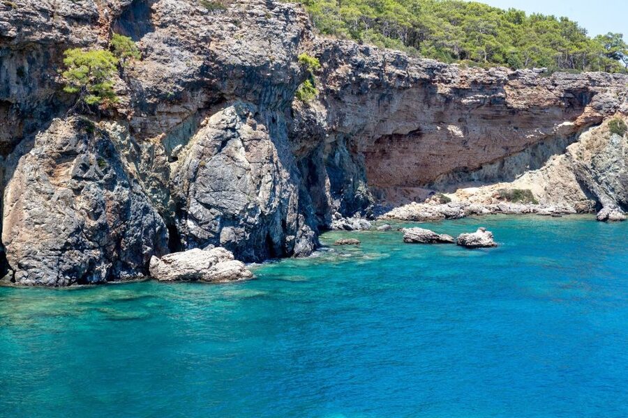 Relaxing Boat Trip with Lunch and Drinks - Lunch Downstairs, Drinks at Extra Cost