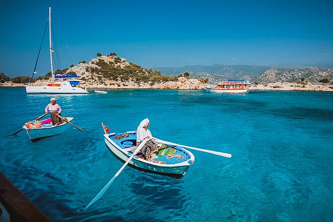 Sail Turkey: Gulet cruise Fethiye to Olympos - Day two: Kalkan, Kas, and a long evening near Kekova