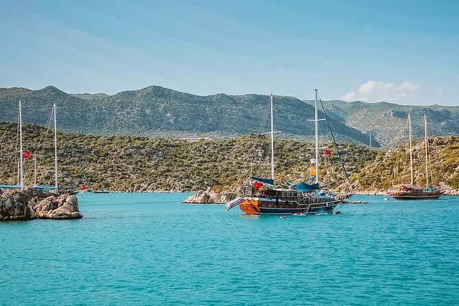 Sail Turkey: Gulet cruise Fethiye to Olympos - Meals, cabins, and life aboard the gulet