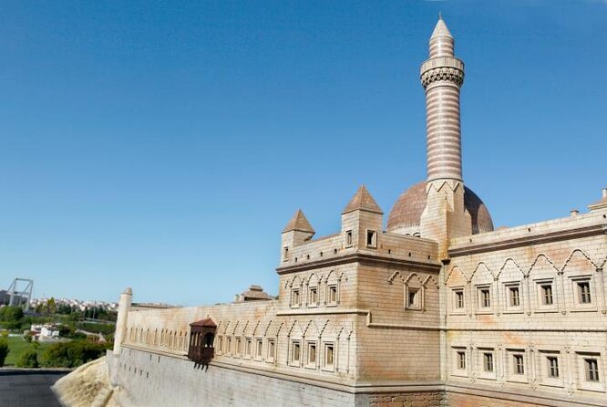 Semi Private Tour - Golden Horn and Miniaturk Park Tour in Istanbul - Eyüp Sultan Mosque and the tomb of Eyüp El-Ensari