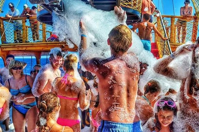 Side: Dolphin Island Boat Tour with Foam Party and Lunch - The 8:30 pickup and ride to the river