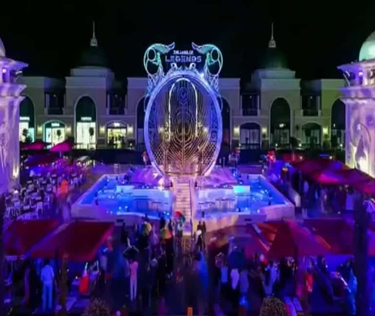 Side: Night Shows at The Land Of Legends with Transfer - Entering the park and finding your bearings