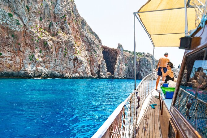 Sightseeing Cruise from Old Town Harbor - The biggest question: will anyone explain Antalya?