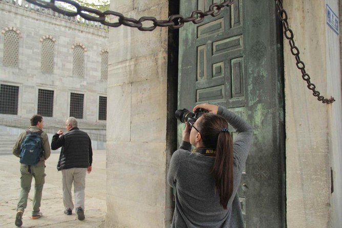 Small Group Full-Day Istanbul Old City Tour with Lunch & Tickets - Hagia Sophia: a powerful opening stop