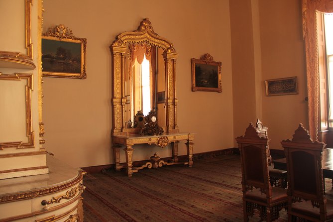 Small Group Full-Day Istanbul Tour: Old City, Asian Side & Lunch - Beylerbeyi Palace Closes the Day Beside the Water
