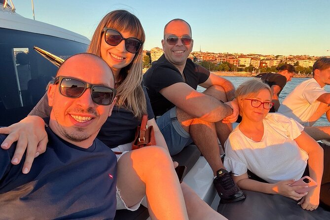 Sunset Cruise on Luxury Yacht with Transfers - Why a Bosphorus sunset cruise earns a place in your Istanbul plans