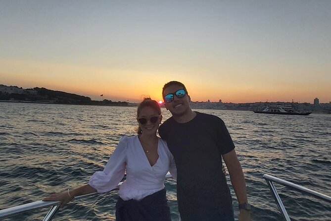 Sunset Cruise on Luxury Yacht with Transfers - What the yacht service is really like