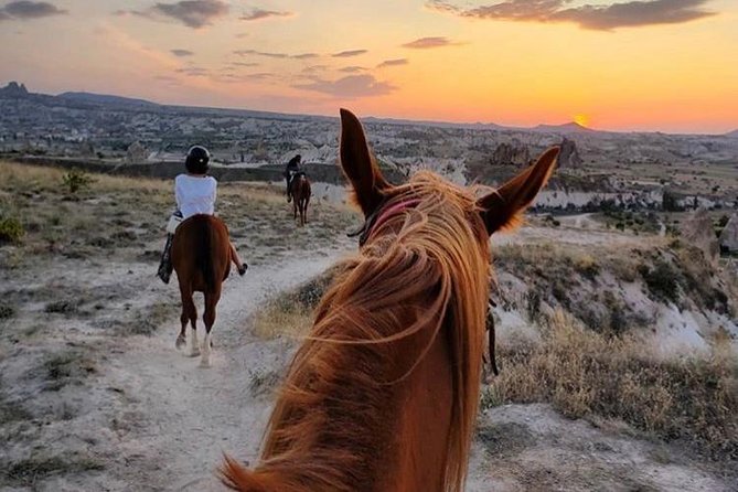 Sunset Horsebackriding-Tour through the Valleys of Cappadocia - A 25-minute rest at Cross Church Cafe