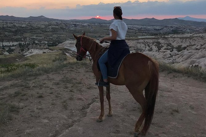 Sunset Horsebackriding-Tour through the Valleys of Cappadocia - Guide quality can shape the whole evening