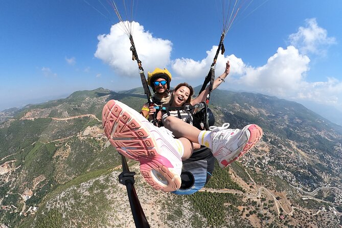 Tandem Paragliding in Alanya, Antalya Turkey with a Licensed Guide - Who will enjoy this most