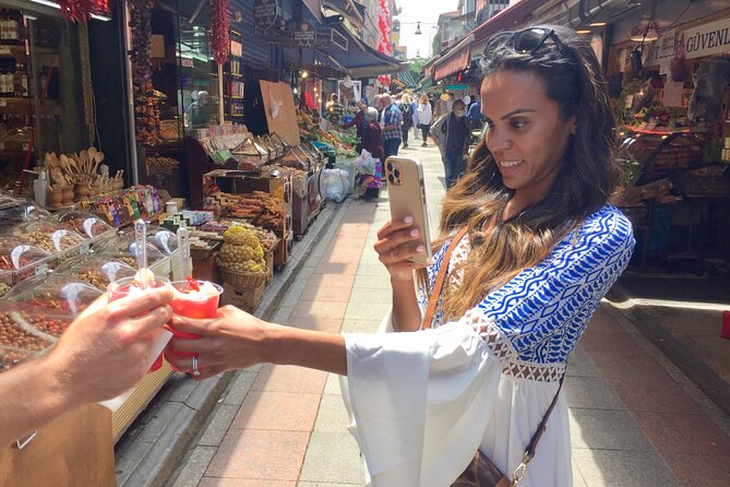 Taste of Turkey on Two Continents: From European Istanbul to Asian Kadikoy - The guides make the difference