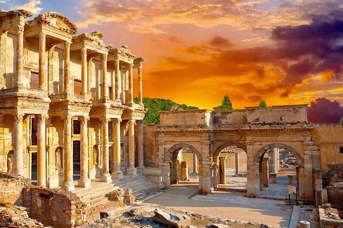 Top-Rated Ephesus and House of Virgin Mary Tour for Cruisers - Kusadasi Castle on Pigeon Island