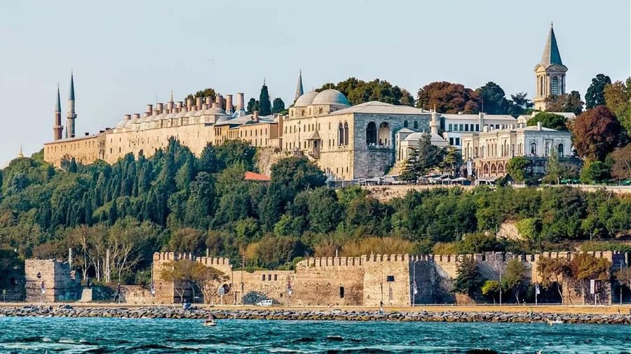 Topkapi Palace & Harem, Skip-the-Line Entry with SMALL GROUP - The Harem is the strongest part of the visit