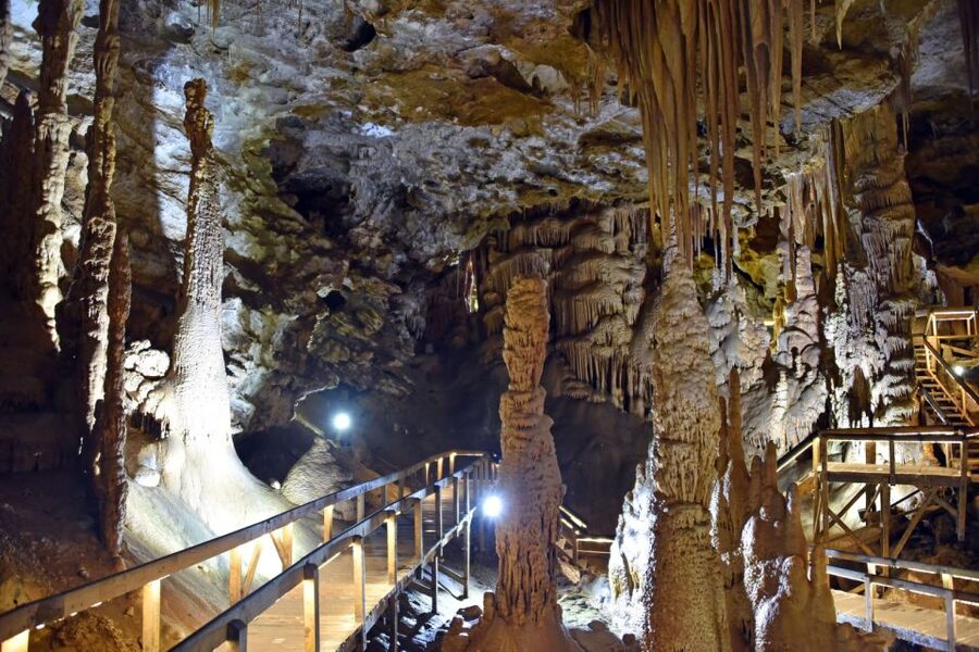 Trabzon: Sümela Monastery, Cave, and Hamsiköy Daily Tour - Getting started with hotel pickup in Trabzon
