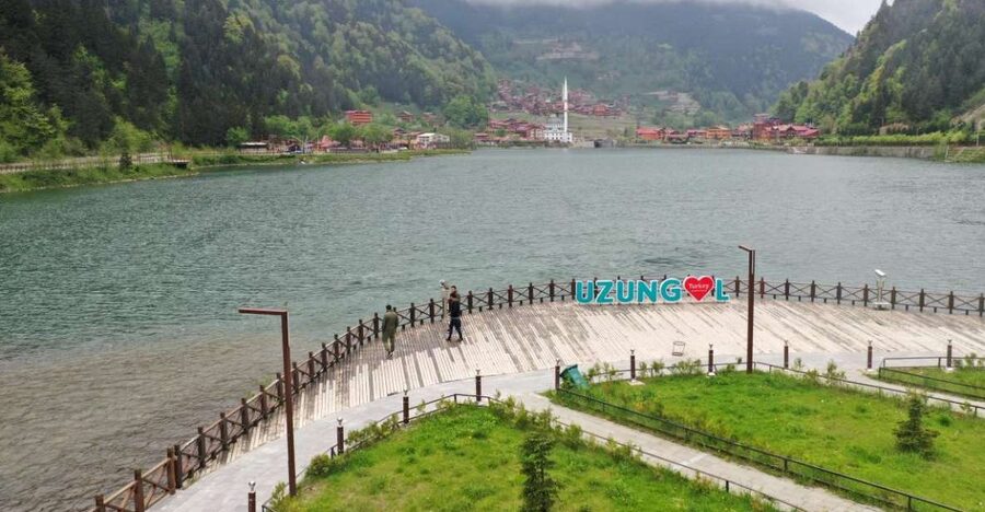 Trabzon: Uzungöl Group Tour, Explore The Nature & Taste Tea - The tea factory explains a Black Sea staple