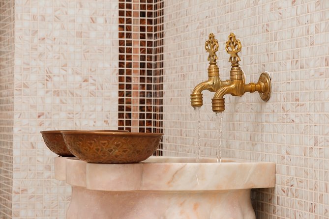 Traditional Turkish Bath Experience in Cappadocia - Sauna, pool, steam room, and tea