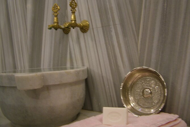 Turkish Bath with Oil Massage - The Scrub: The Most Distinctive Part
