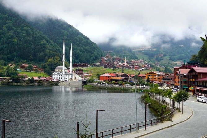 Uzungol Tour: Full-Day Nature Adventure with Tea Factory Visit - Guides, drivers, and the human side of the tour