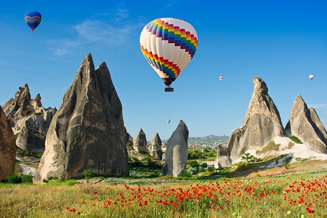 Watching Balloons on Cappadocia Sky(People Have Fear of Heights) - A Small Minibus Instead of a Large Coach